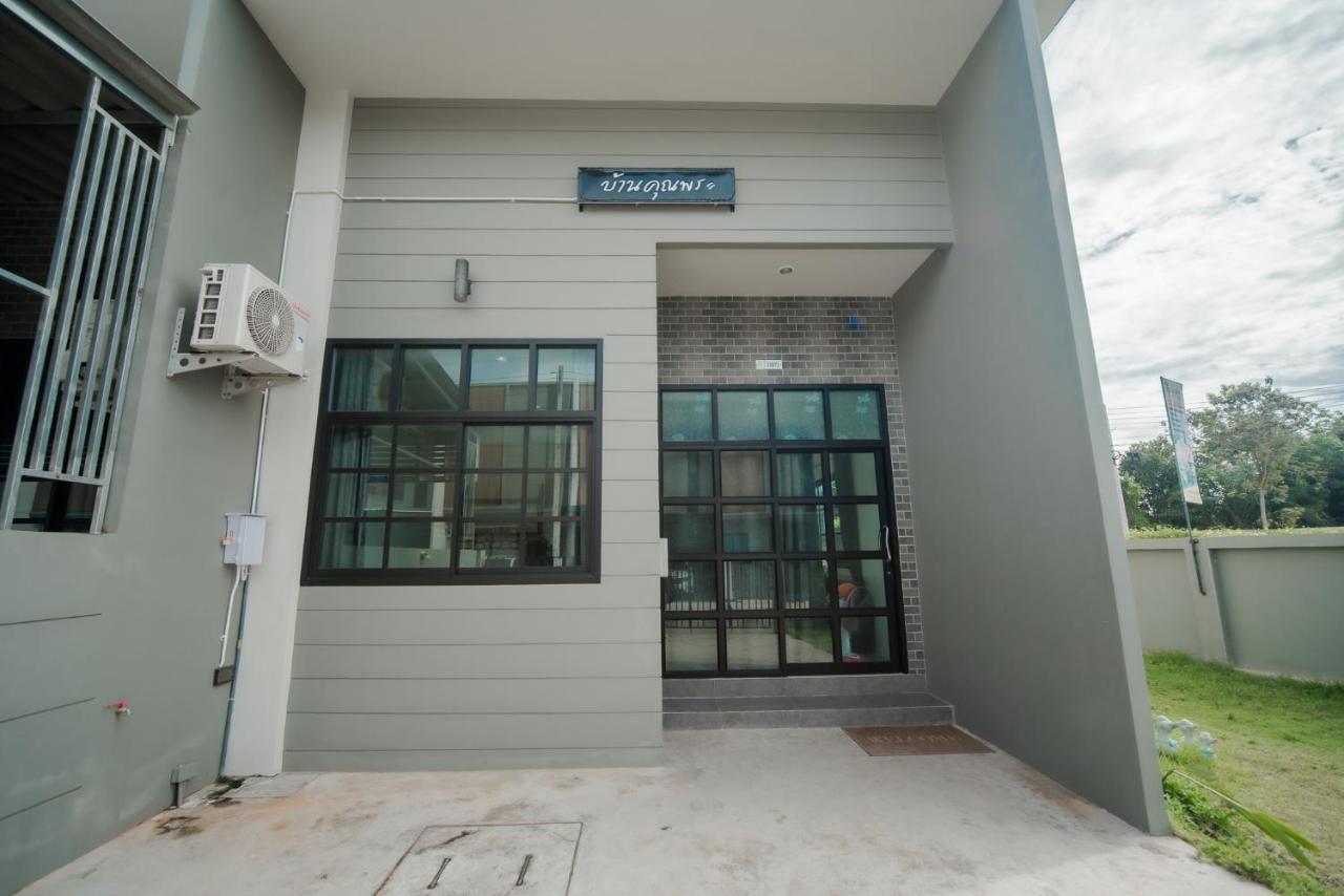 บ้านคุณพระ แอท โกเตง Surat Thani Exterior foto